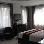 Bondi Hotel