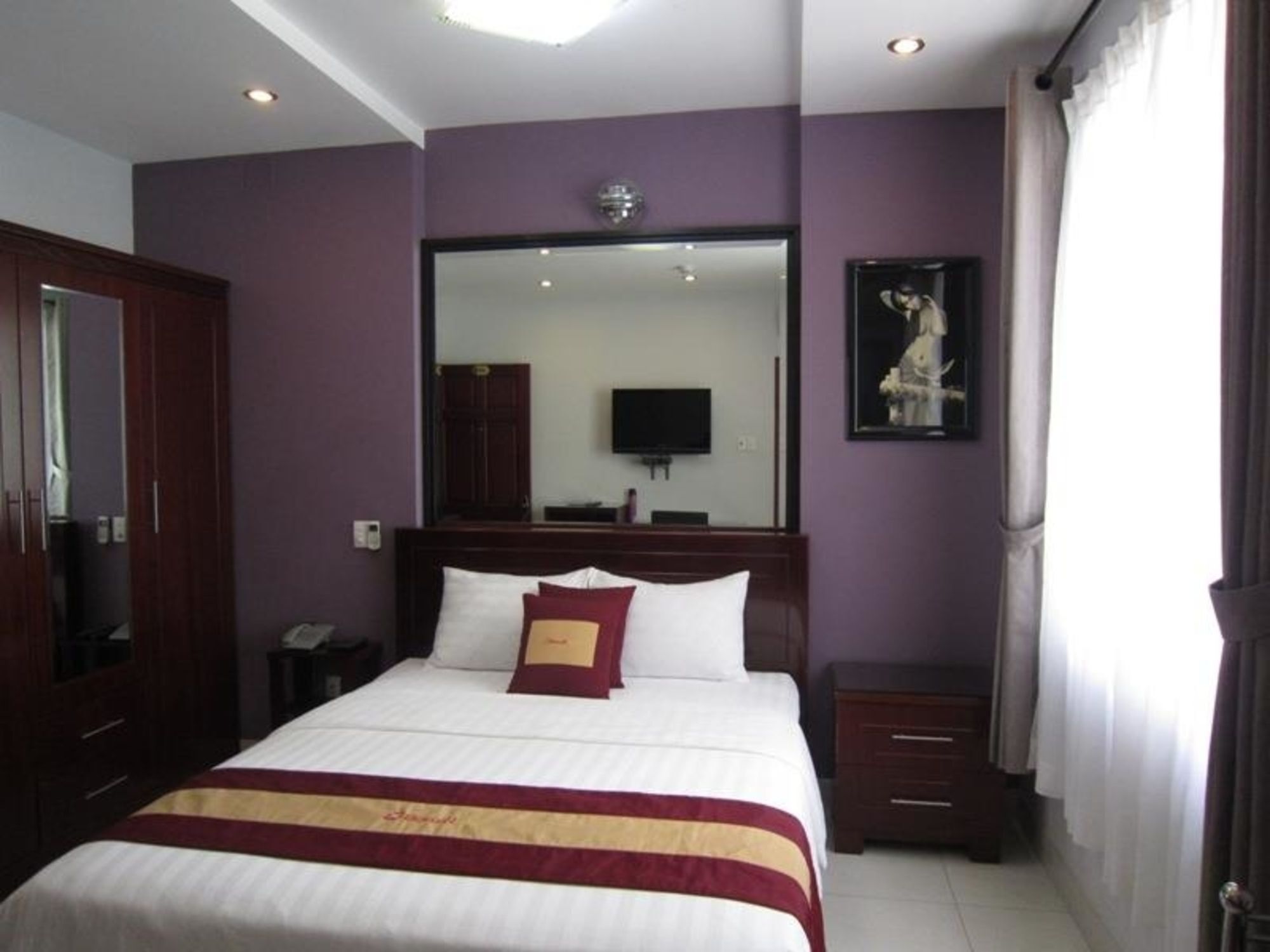 Bondi * Ho Chi Minh City